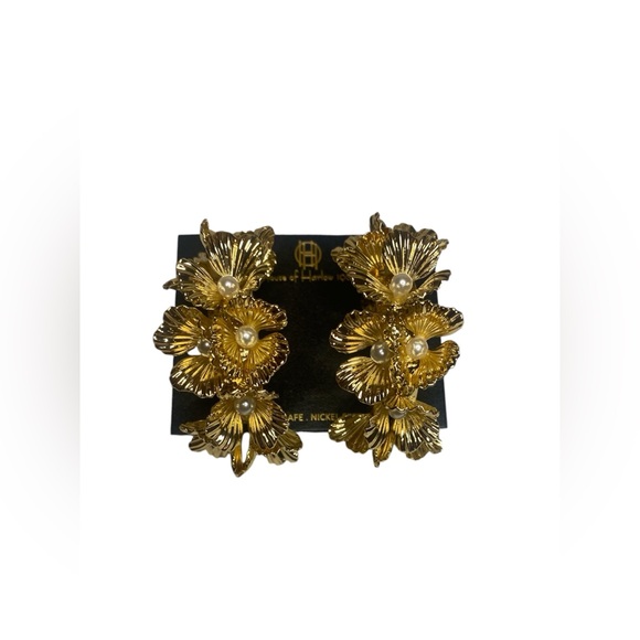 House of Harlow 1960 Flower gold tone hoop earrings with pearls - Picture 6 of 7